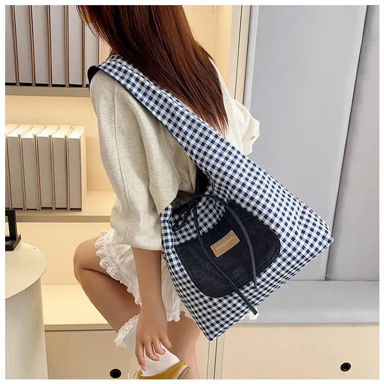 Red Checkered Casual Shoulder Bag with Black Zipper — feature 12