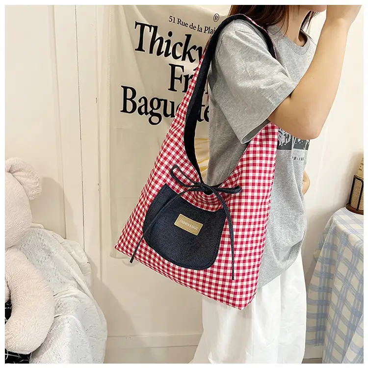 Red Checkered Casual Shoulder Bag with Black Zipper — feature 22