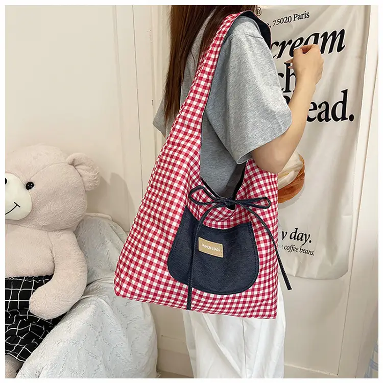 Red Checkered Casual Shoulder Bag with Black Zipper — feature 23