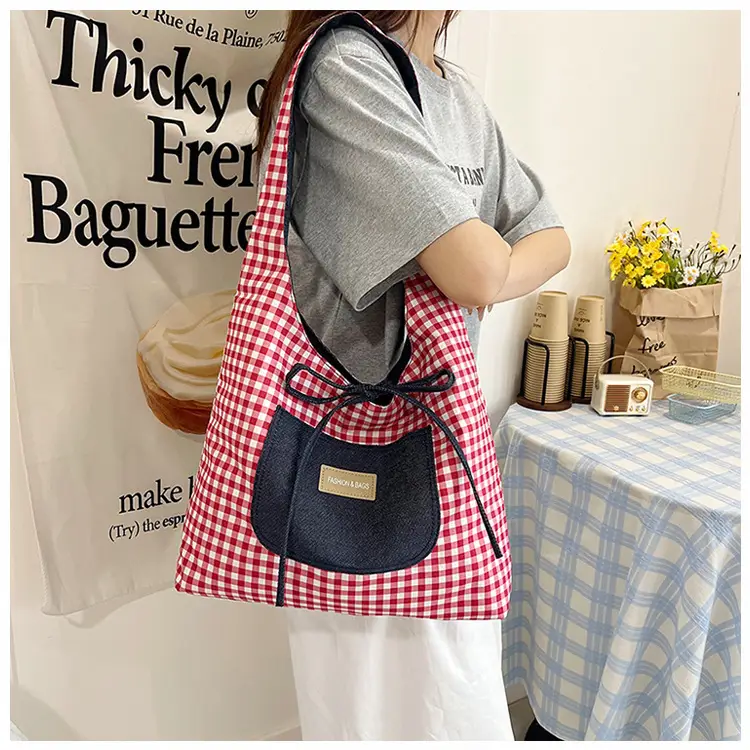 Red Checkered Casual Shoulder Bag with Black Zipper — feature 24