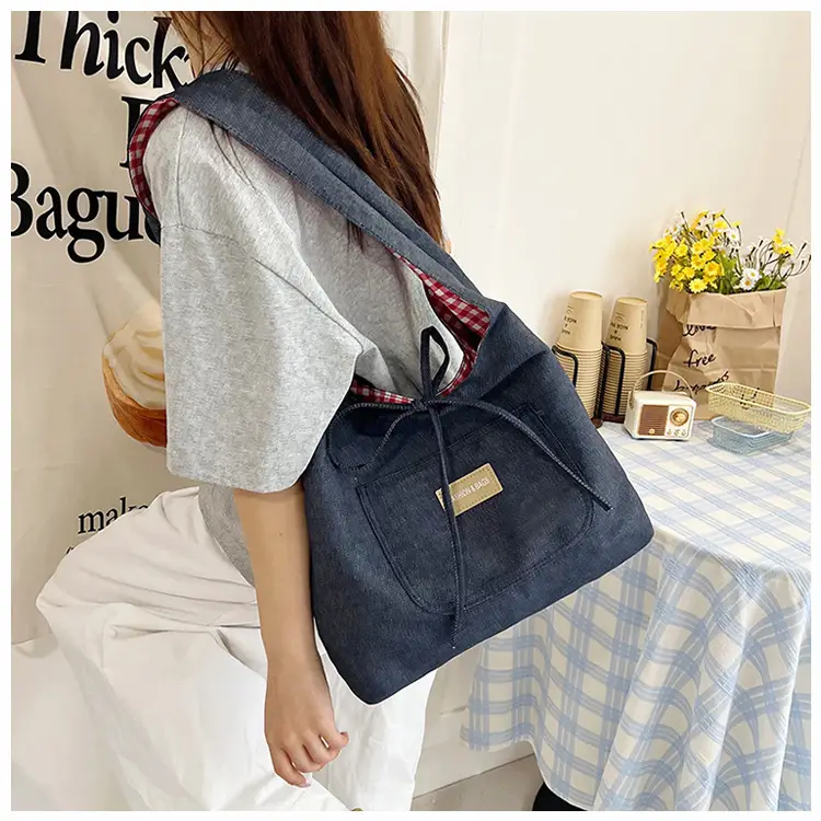 Red Checkered Casual Shoulder Bag with Black Zipper — feature 30