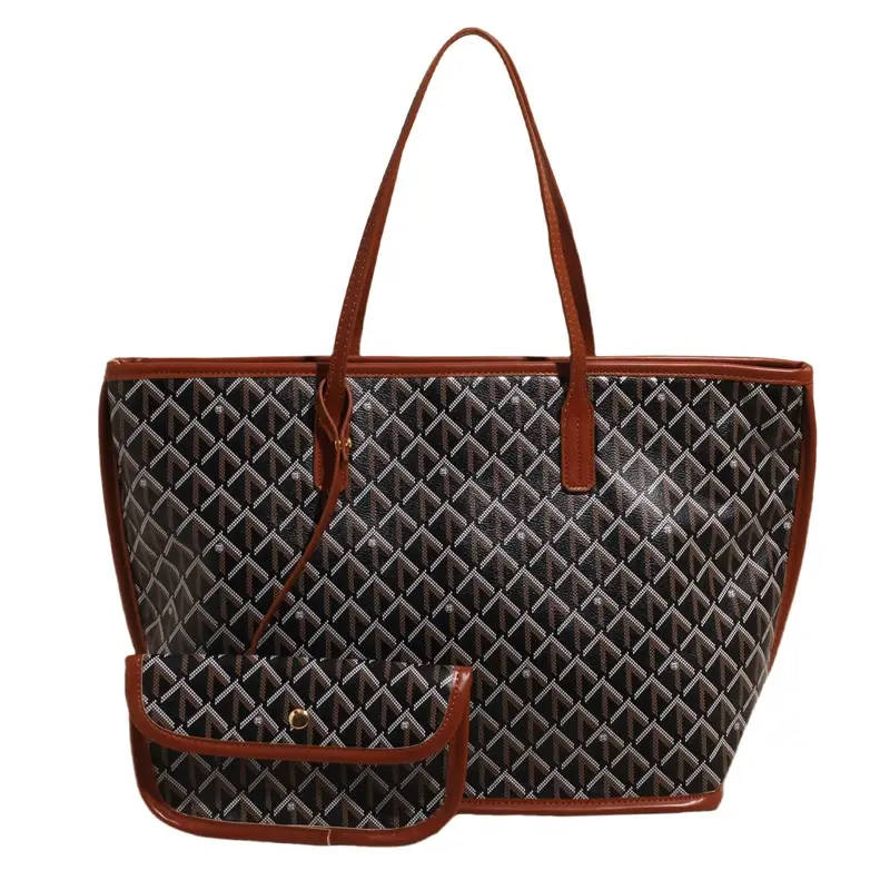 Retro Printed Quilted Shoulder Bag with Letter Commuting Design - Image 3