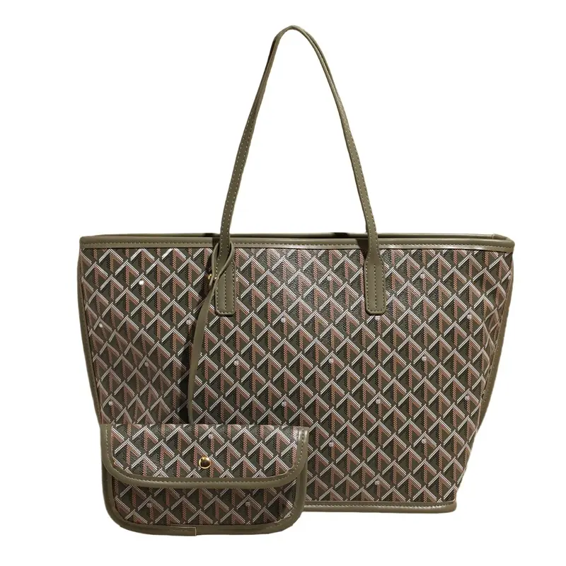 Retro Printed Quilted Shoulder Bag with Letter Commuting Design - Image 4