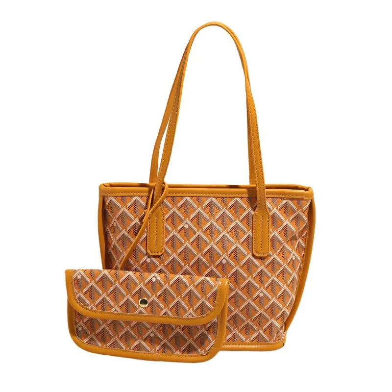 Retro Printed Quilted Shoulder Bag with Letter Commuting Design - Image 6