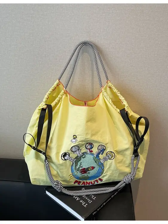 Cute Cartoon Armpit Bag for Girls Large Capacity Commuter Bag - Image 11