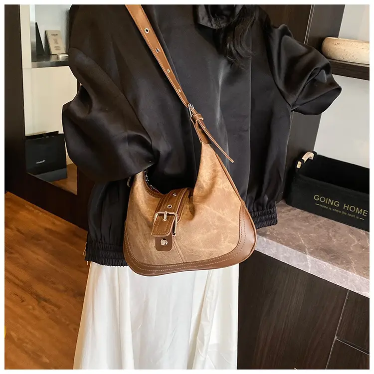 Women Retro Brown Leather Shoulder Bag 2025 — feature 16