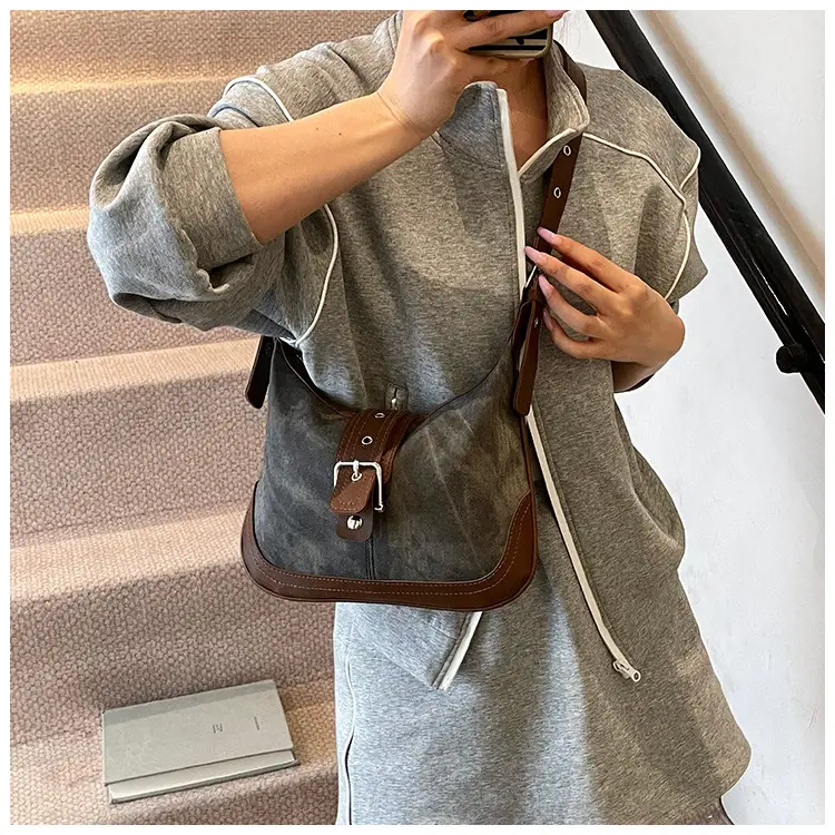 Women Retro Brown Leather Shoulder Bag 2025 — feature 19