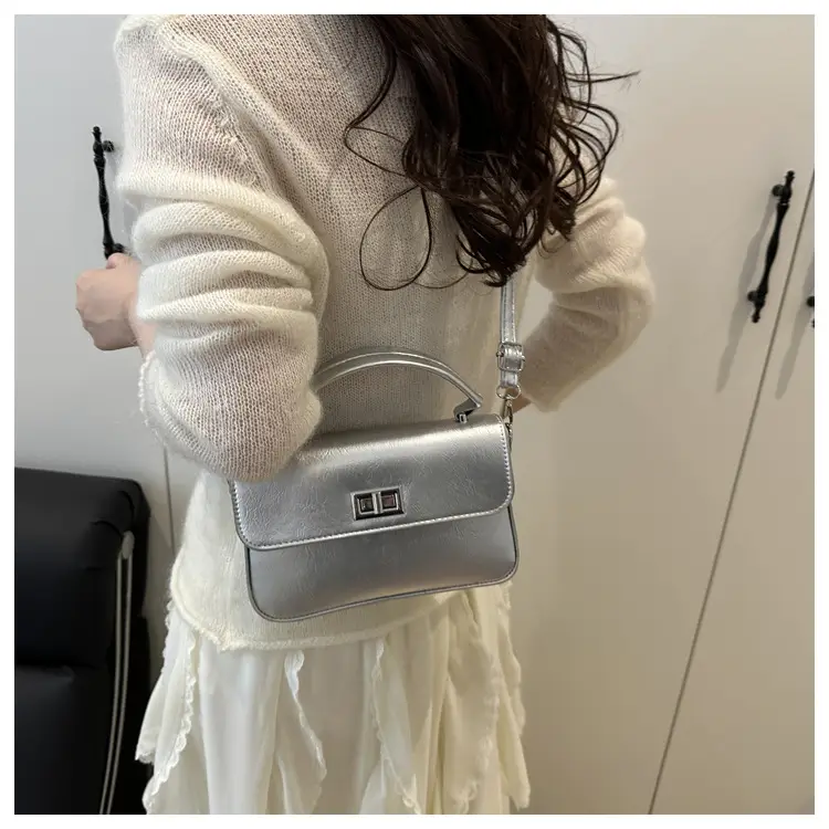 Black Square Handbag for Women 2025 — feature 15