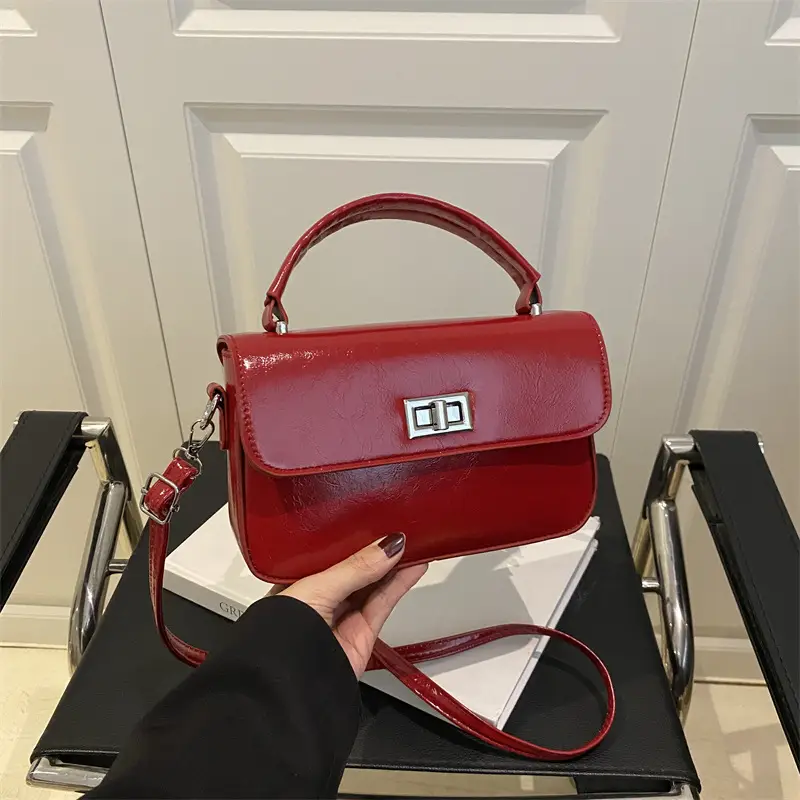 Black Square Handbag for Women 2025 - Image 3