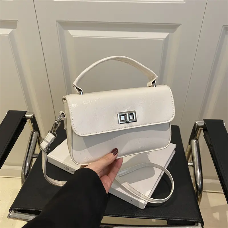 Black Square Handbag for Women 2025 - Image 5