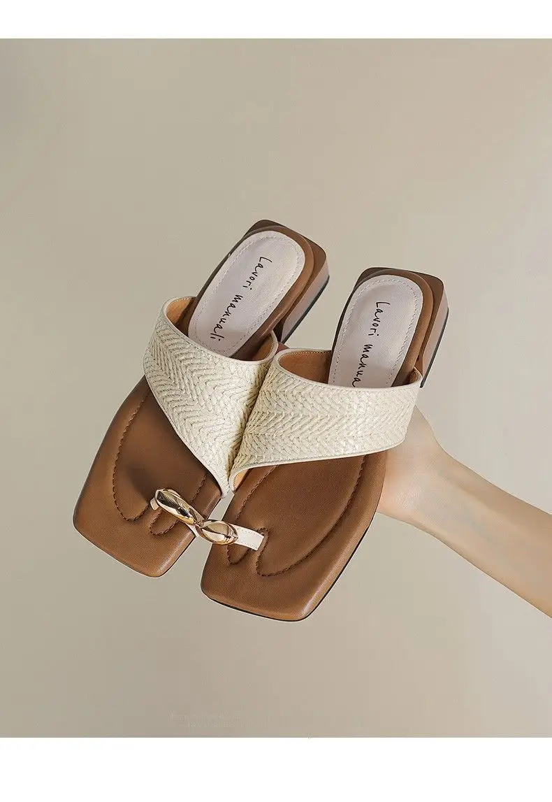Outwear Handmade Straw Retro Vacation Style 2025 Summer One-toe Beach Half-swell Women's Homemade Woven Sandals — feature 4