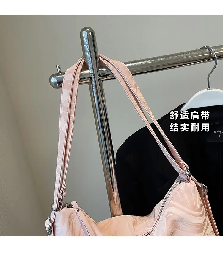 Women's Large Capacity Korean Style Shoulder Bag 2026 — feature 5