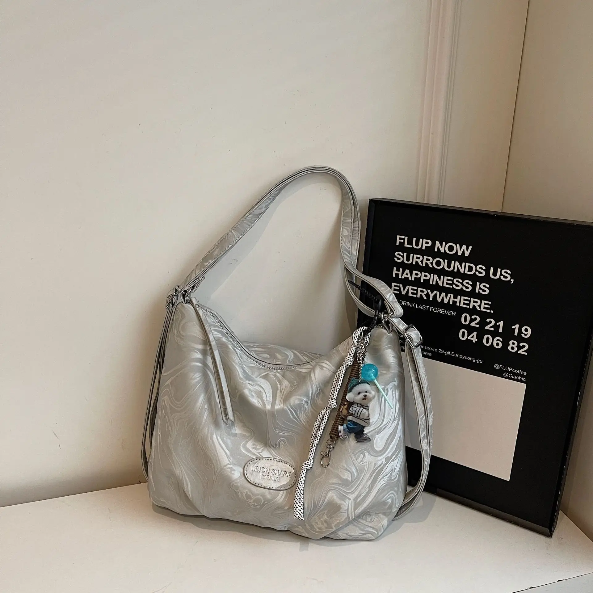 Women's Large Capacity Korean Style Shoulder Bag 2026 - Image 4