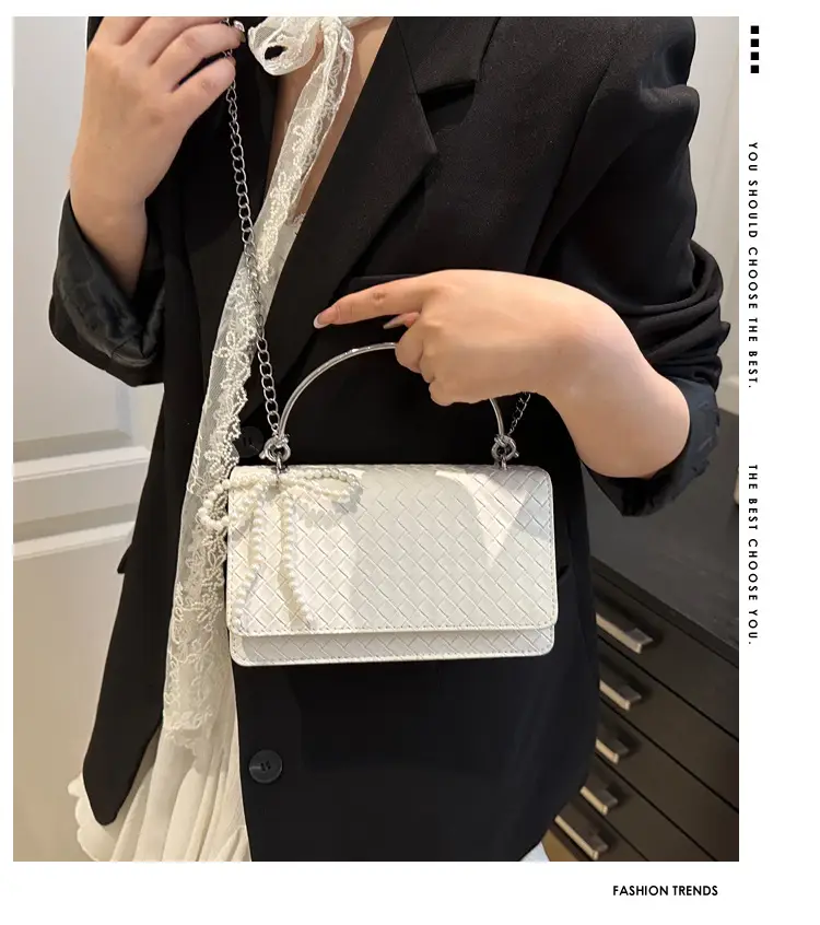 Black Houndstooth Chain Crossbody Bag for Women — feature 1