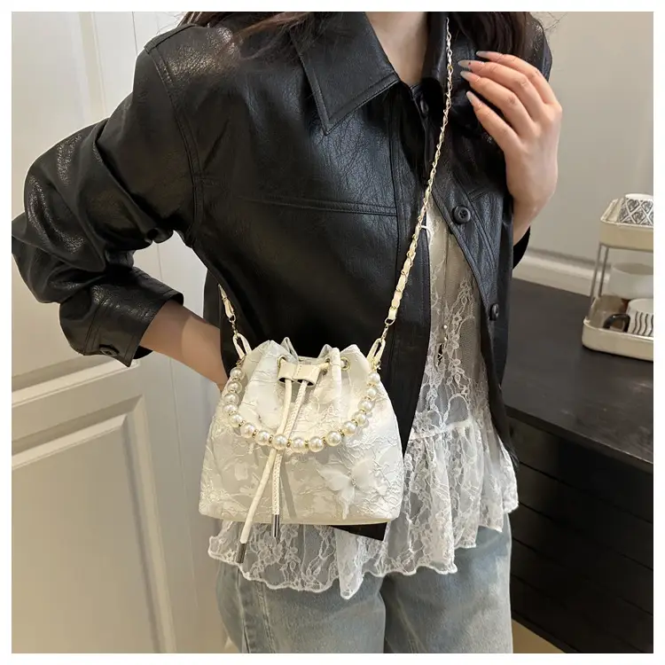 Blue Pearl Chain Shoulder Bag for Women — feature 16