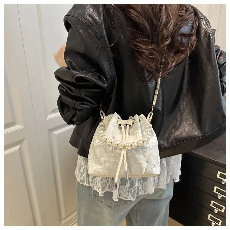 Blue Pearl Chain Shoulder Bag for Women — feature 19