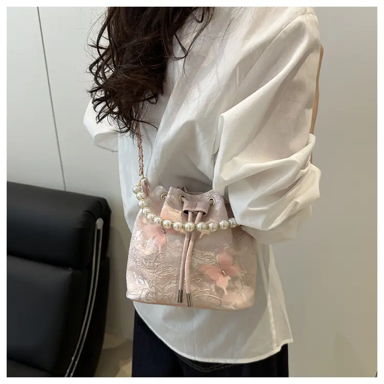 Blue Pearl Chain Shoulder Bag for Women — feature 26