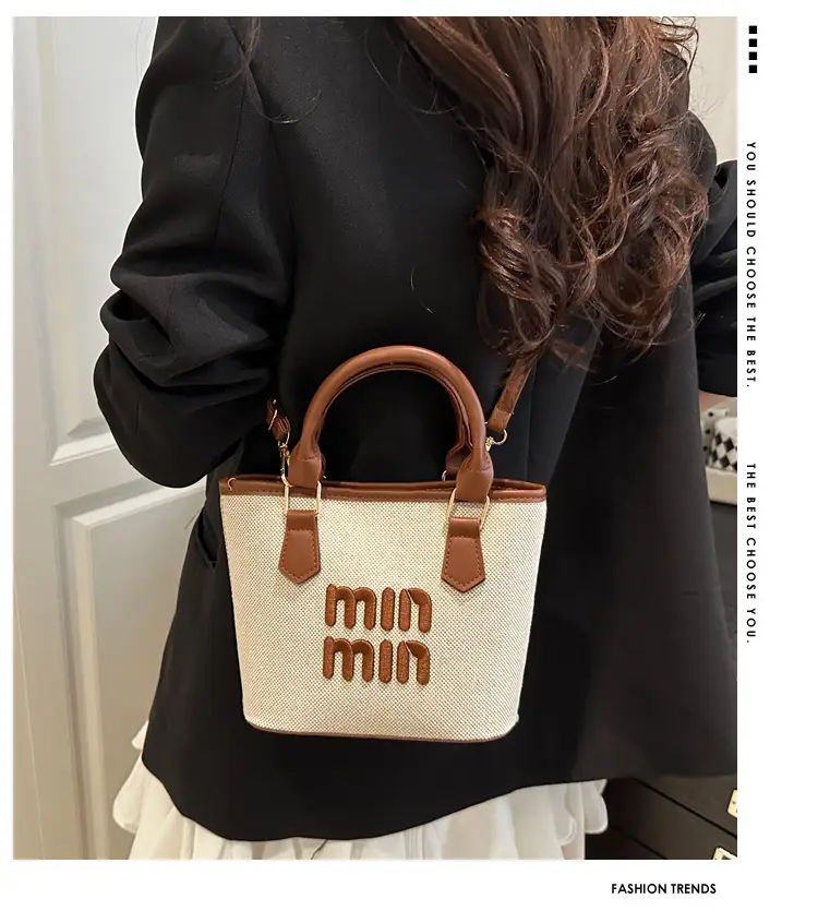 Nine Min Waterproof Crossbody Bag Black White — feature 2