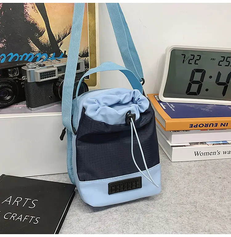 Unisex Color-block Drawstring Bag Water-repellent Double-layer Portable — feature 10