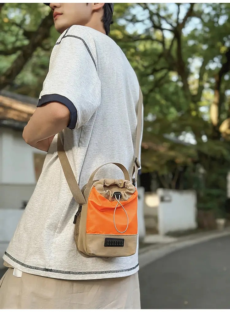 Unisex Color-block Drawstring Bag Water-repellent Double-layer Portable — feature 35