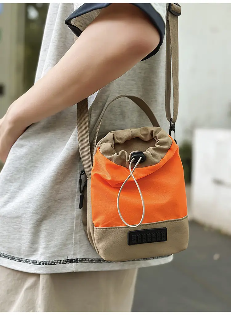 Unisex Color-block Drawstring Bag Water-repellent Double-layer Portable — feature 40