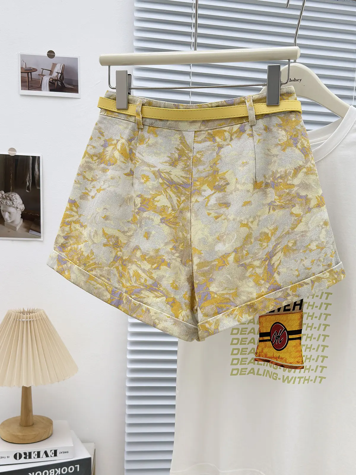 Korean Women Tie-Dye Denim Shorts High Waist Belt