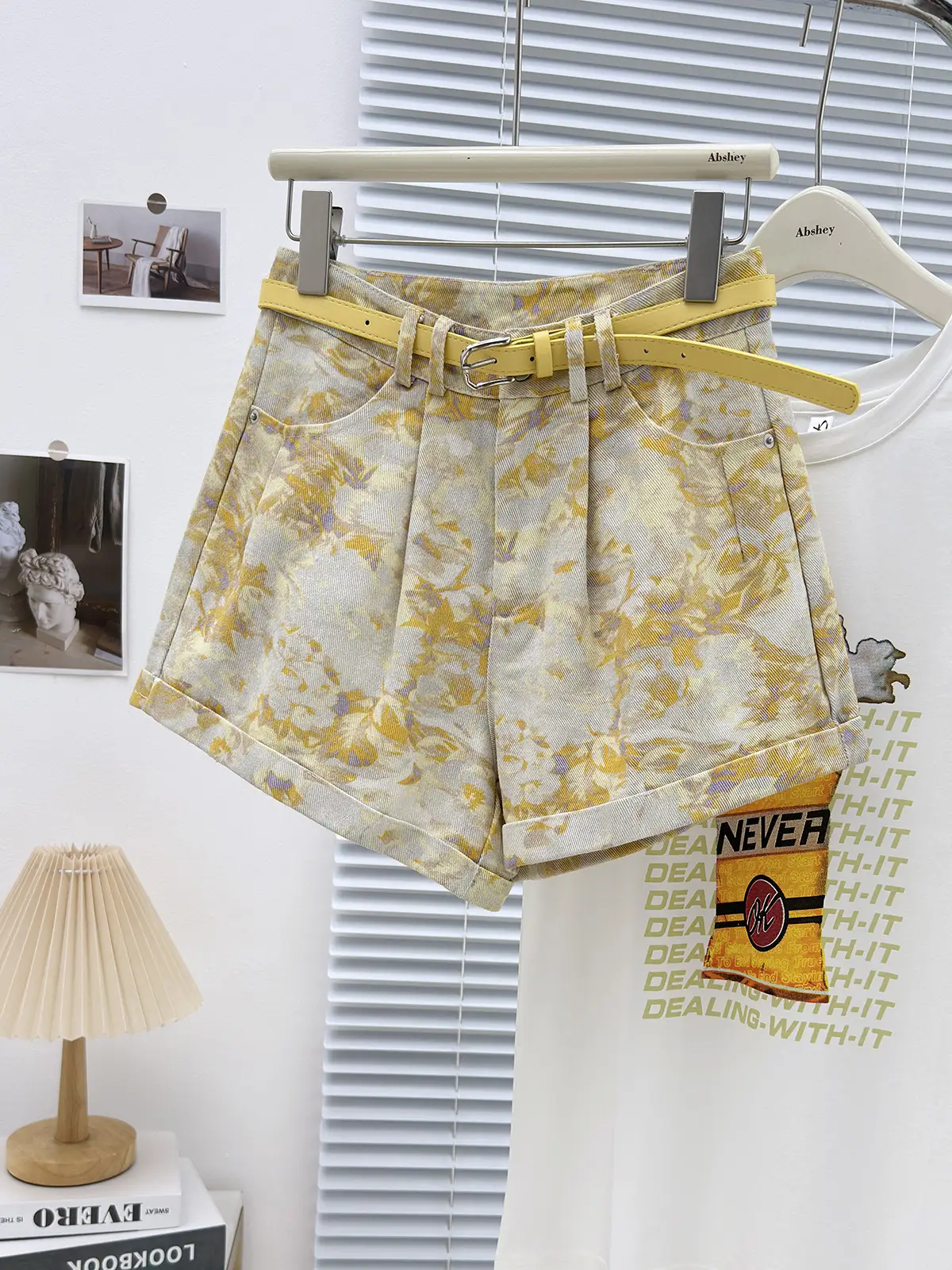 Korean Women Tie-Dye Denim Shorts High Waist Belt
