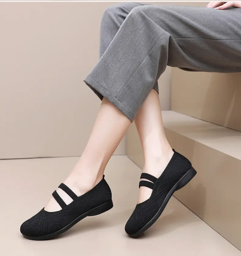 Summer Old Beijing Cloth Shoes Women's Mesh Shoes Breathable Flat Heeled Soft Sole Non-slip Hollow-out Middle-aged and Elderly Mother Shoes Comfortable Sandals — feature 16