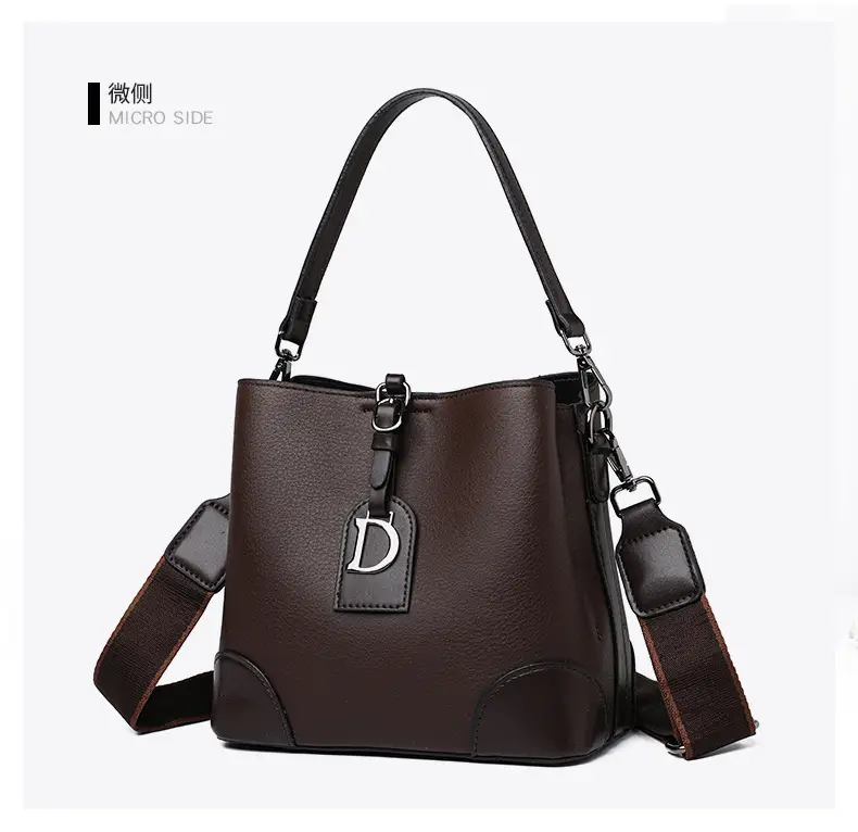 D-Logo Cross-Border Large Capacity Leather Bag — feature 14
