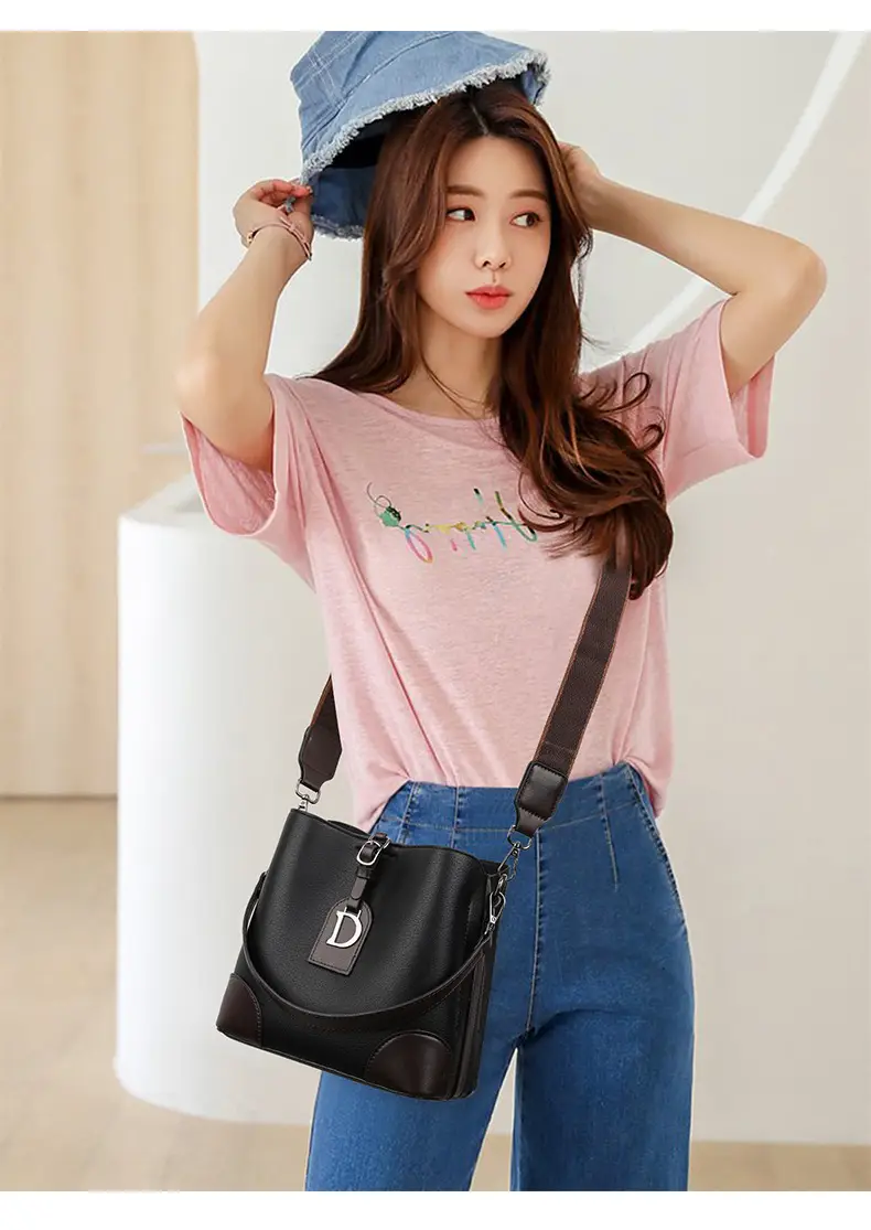 D-Logo Cross-Border Large Capacity Leather Bag — feature 19