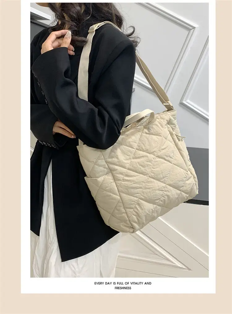 New Autumn Cotton Quilted Tote Bags Multi Color — feature 1