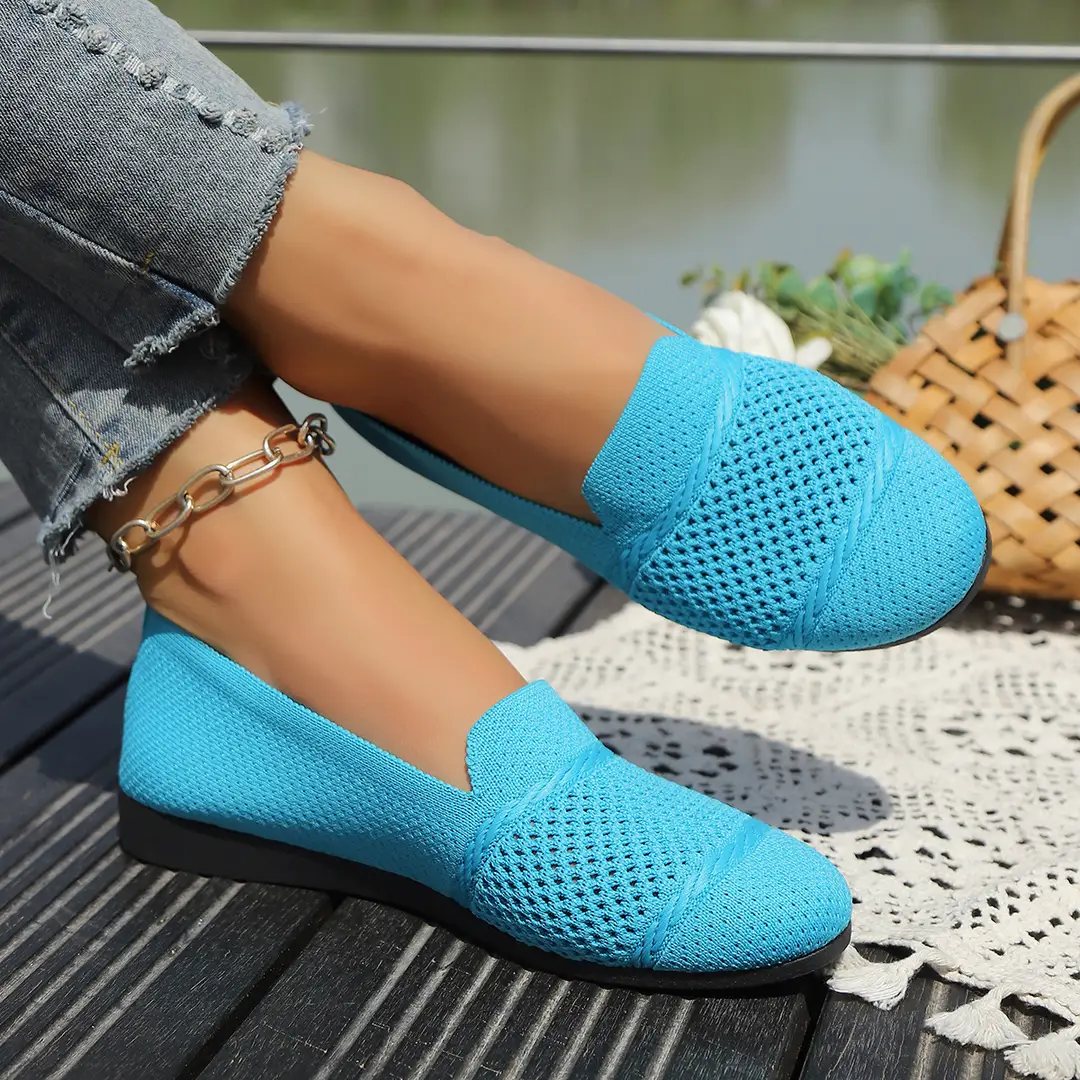 Women's Fashion Large Size Flats 2025 New Knitted Breathable Low-Cut Slip-On Breathable Shallow Mouth Bean Shoes — feature 11
