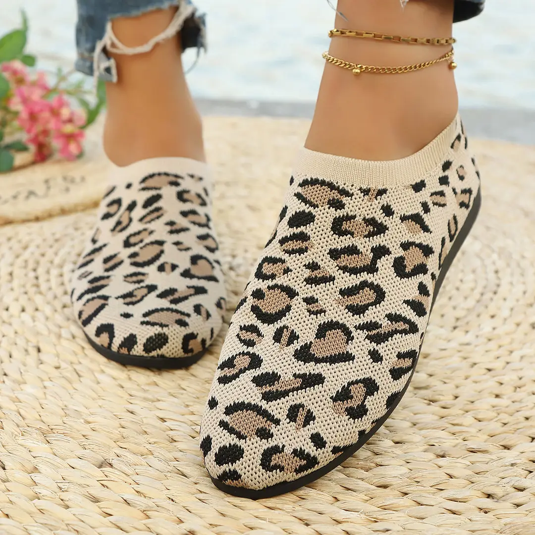 Women's Fashion Large Size Flats 2025 New Knitted Breathable Low-Cut Slip-On Breathable Shallow Mouth Bean Shoes — feature 15
