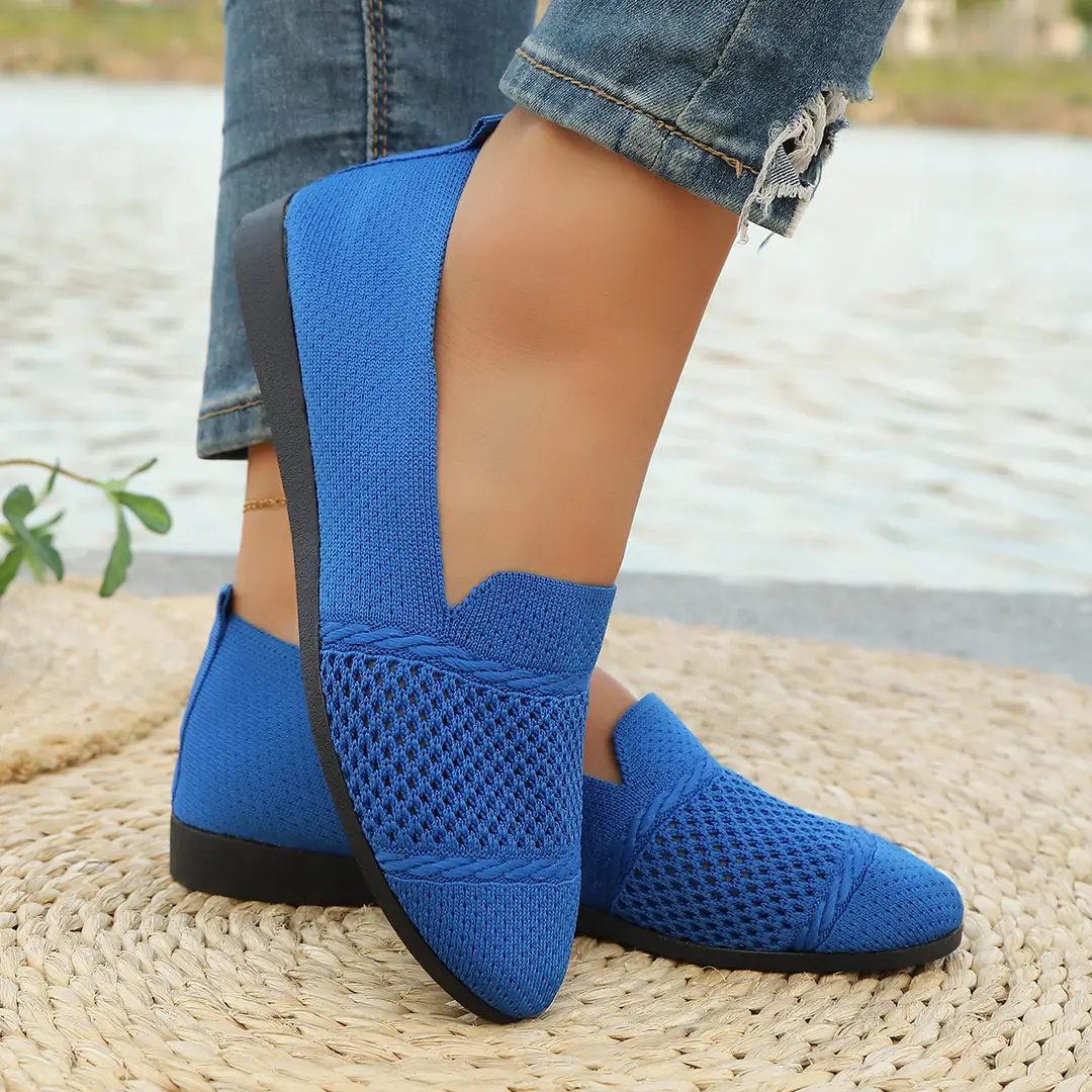 Women's Fashion Large Size Flats 2025 New Knitted Breathable Low-Cut Slip-On Breathable Shallow Mouth Bean Shoes — feature 33