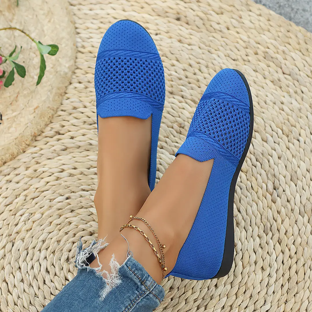 Women's Fashion Large Size Flats 2025 New Knitted Breathable Low-Cut Slip-On Breathable Shallow Mouth Bean Shoes — feature 35