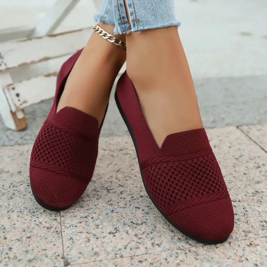 Women's Fashion Large Size Flats 2025 New Knitted Breathable Low-Cut Slip-On Breathable Shallow Mouth Bean Shoes — feature 38