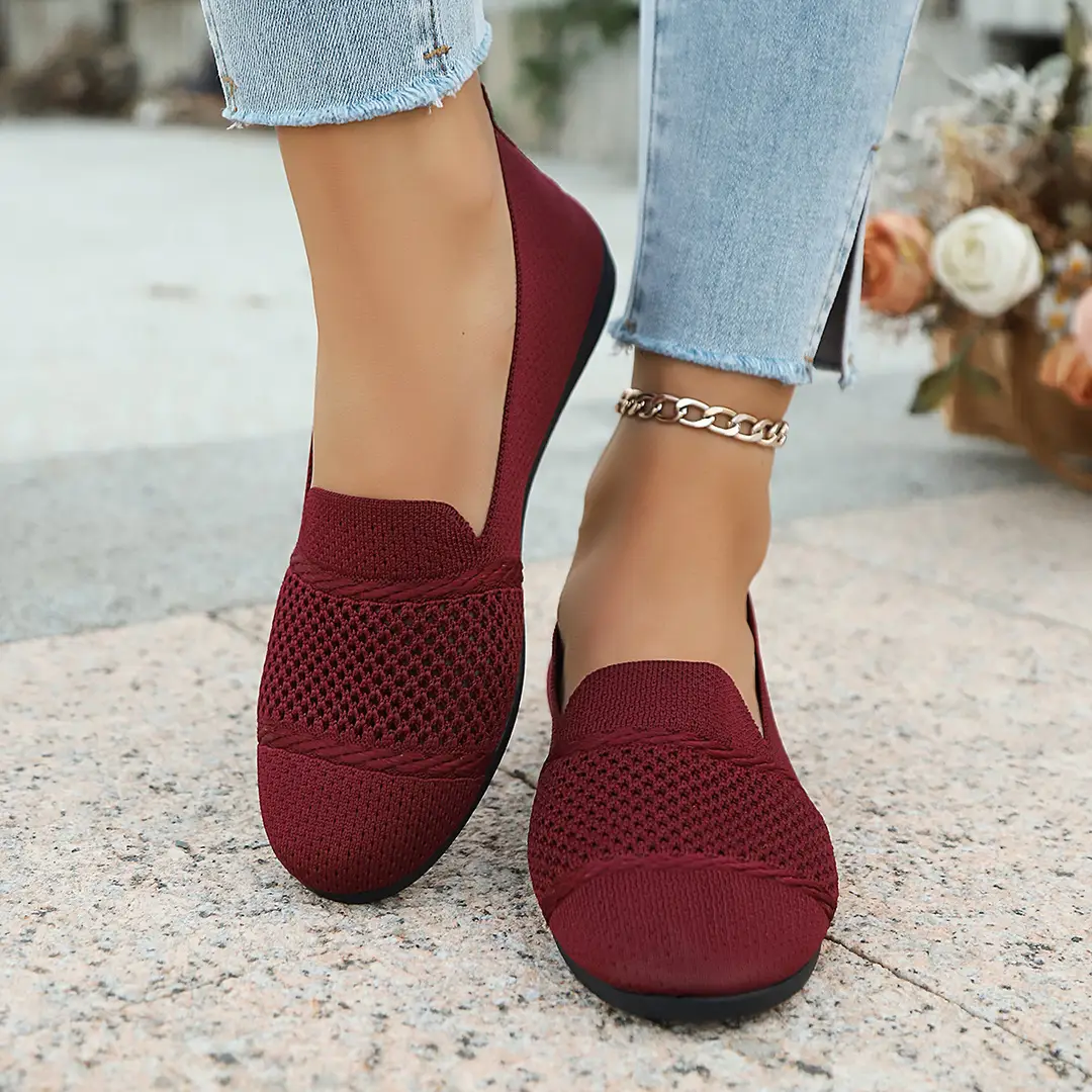 Women's Fashion Large Size Flats 2025 New Knitted Breathable Low-Cut Slip-On Breathable Shallow Mouth Bean Shoes — feature 39