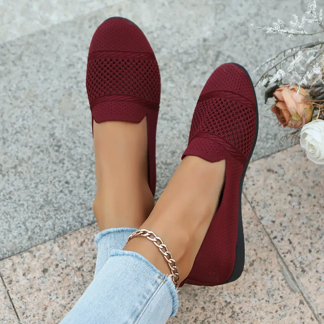 Women's Fashion Large Size Flats 2025 New Knitted Breathable Low-Cut Slip-On Breathable Shallow Mouth Bean Shoes — feature 41