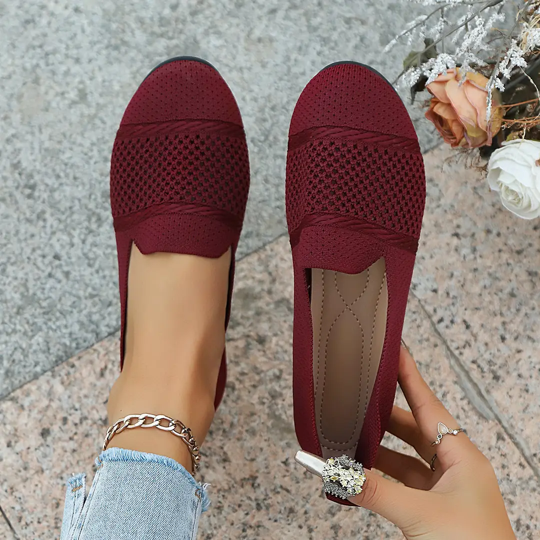 Women's Fashion Large Size Flats 2025 New Knitted Breathable Low-Cut Slip-On Breathable Shallow Mouth Bean Shoes — feature 42