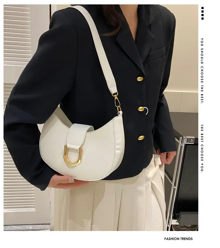 White High-End Women's Chain Shoulder Bag 2025 — feature 1