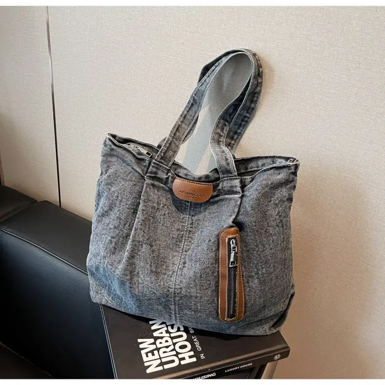 Retro Wash Denim Crossbody Bag Large Capacity — feature 11