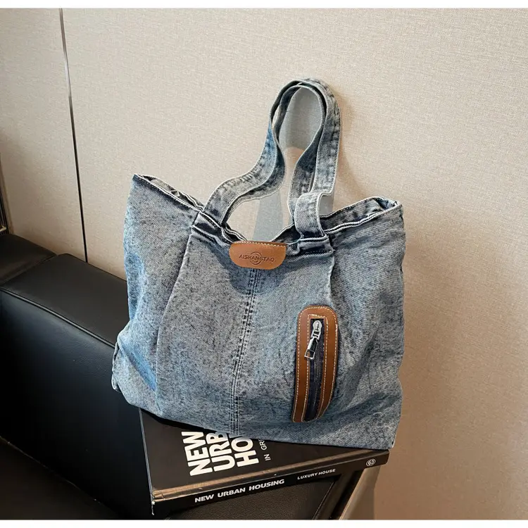 Retro Wash Denim Crossbody Bag Large Capacity — feature 13