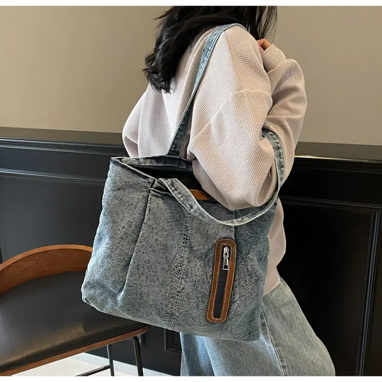 Retro Wash Denim Crossbody Bag Large Capacity — feature 17