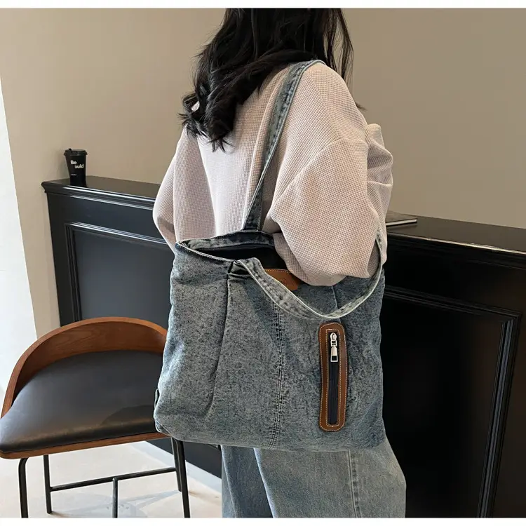 Retro Wash Denim Crossbody Bag Large Capacity — feature 18