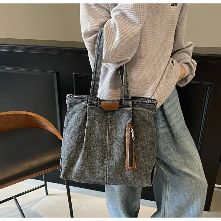 Retro Wash Denim Crossbody Bag Large Capacity — feature 24