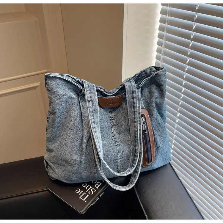 Retro Wash Denim Crossbody Bag Large Capacity — feature 25