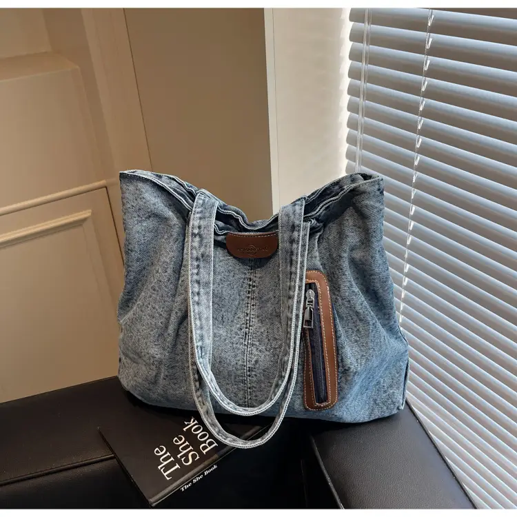 Retro Wash Denim Crossbody Bag Large Capacity — feature 26