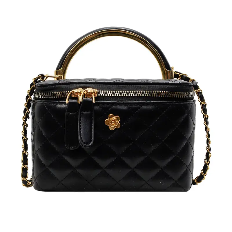 Red Diamond Plaid Chain Shoulder Bag for Women - Image 2
