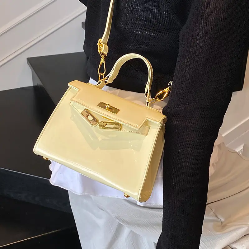 Women's Cream Leather Handbag Set with Lock Buckle 2026 - Image 15