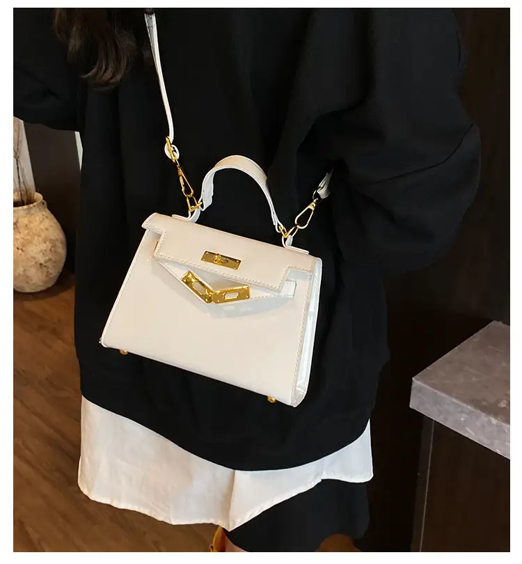 Women's Cream Leather Handbag Set with Lock Buckle 2026 — feature 1